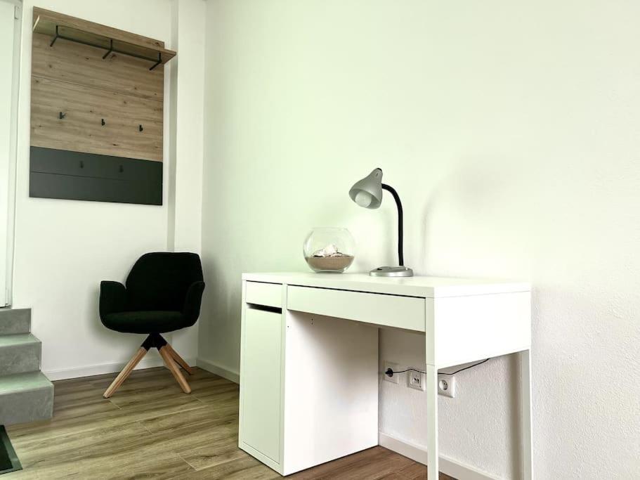 Moderne, Stilvolle Ferienwohnung In Eich Eich  Zewnętrze zdjęcie