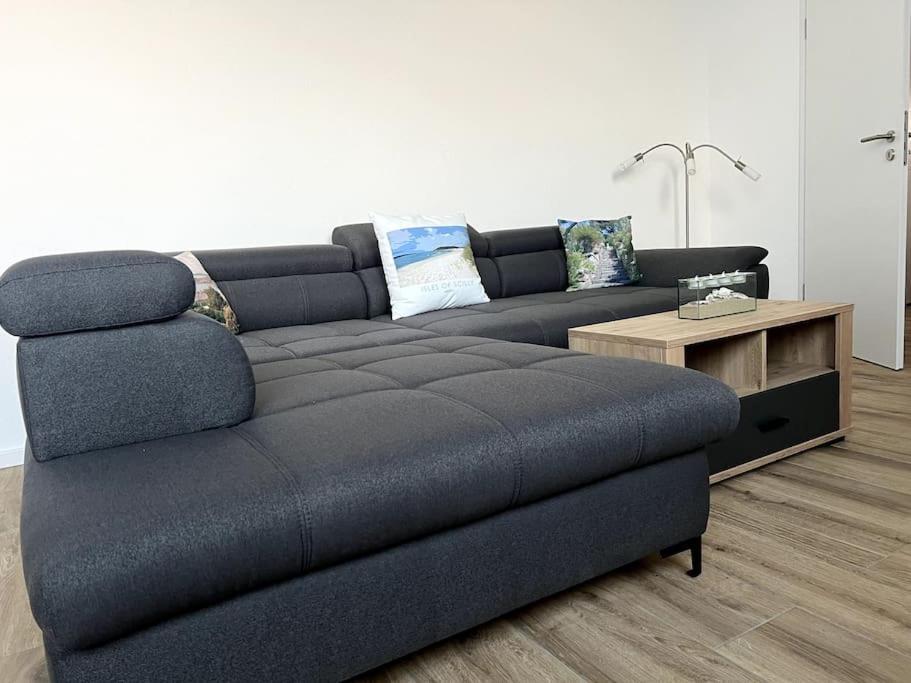 Moderne, Stilvolle Ferienwohnung In Eich Eich  Zewnętrze zdjęcie